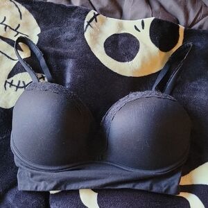 34DD Victoria's Secret Black Padded Wireless Bra